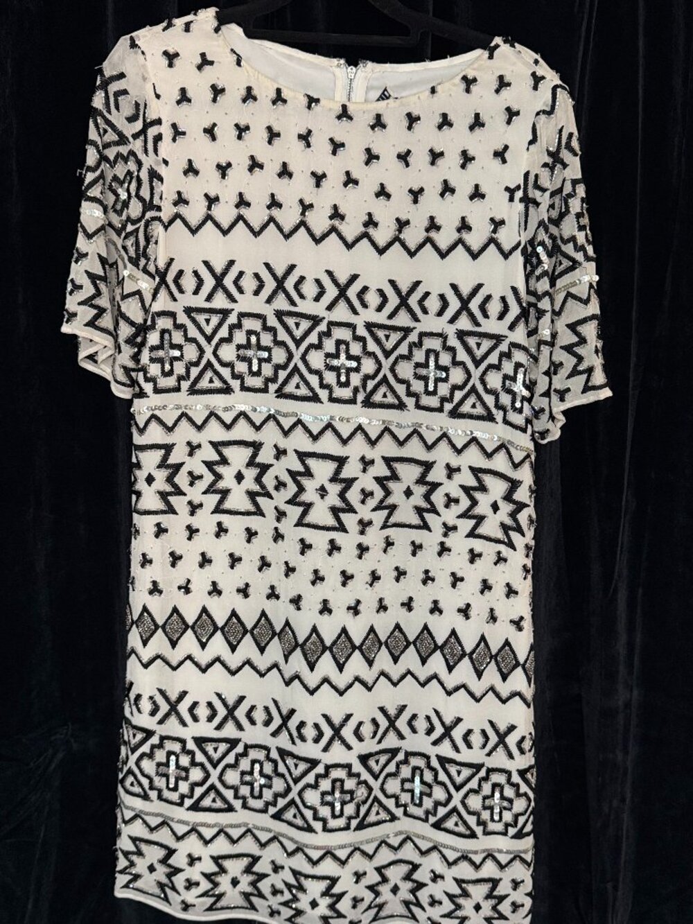 Alice + Olivia White Fully Beaded/Embroidered Shift Dress